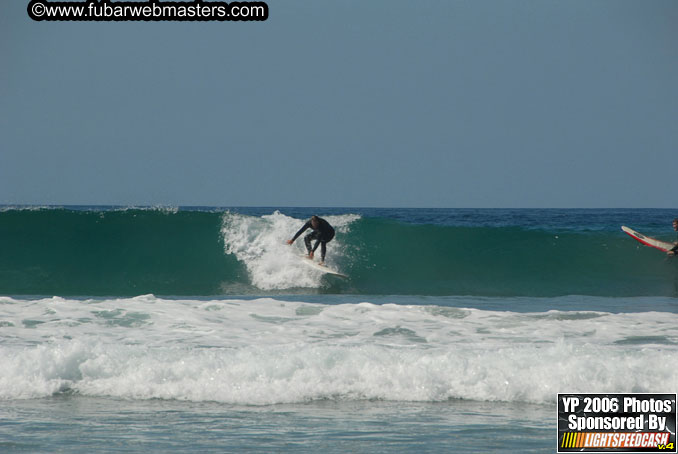 Ycaza & Mike Hawk Surfing