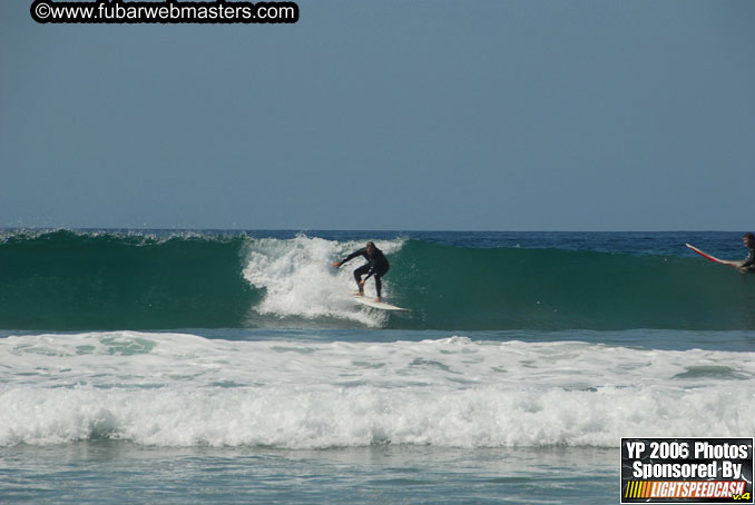 Ycaza & Mike Hawk Surfing