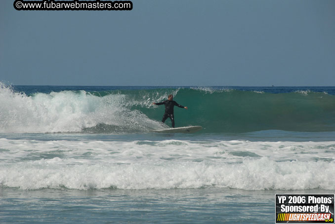 Ycaza & Mike Hawk Surfing