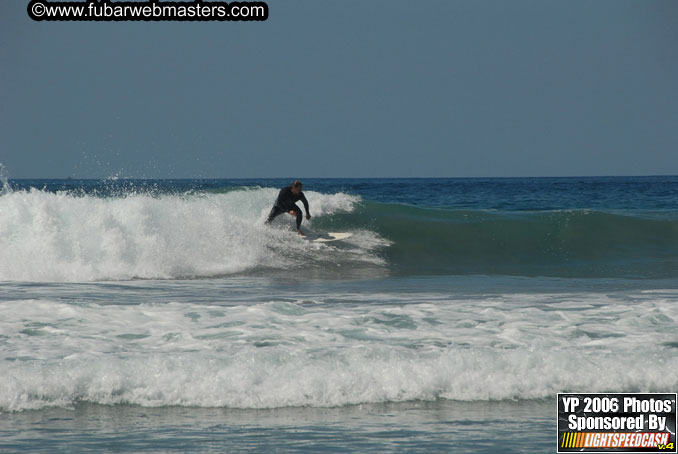 Ycaza & Mike Hawk Surfing