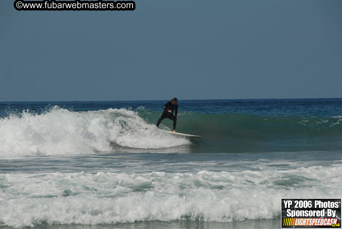 Ycaza & Mike Hawk Surfing