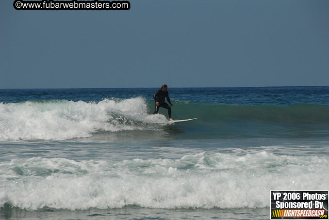 Ycaza & Mike Hawk Surfing