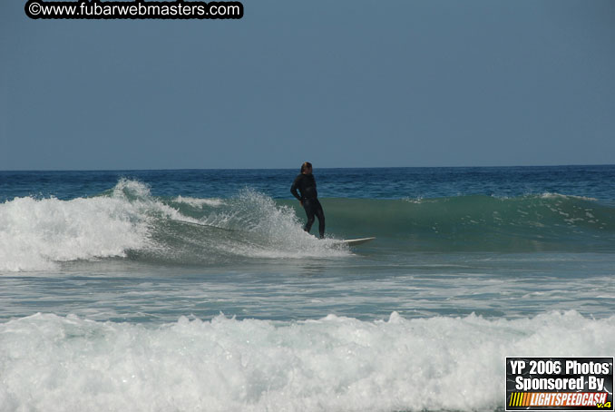 Ycaza & Mike Hawk Surfing