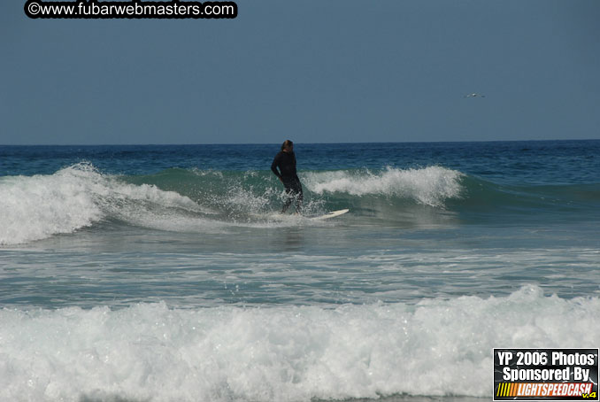 Ycaza & Mike Hawk Surfing