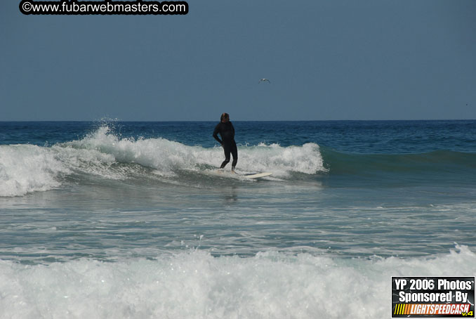 Ycaza & Mike Hawk Surfing