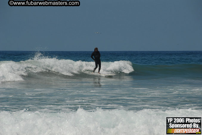 Ycaza & Mike Hawk Surfing