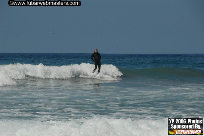 Ycaza & Mike Hawk Surfing