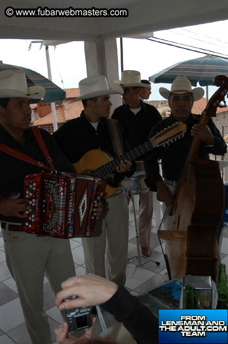 Lunch @ Puerto Nuevo 2003