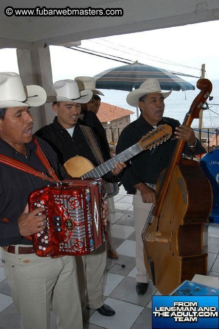 Lunch @ Puerto Nuevo 2003