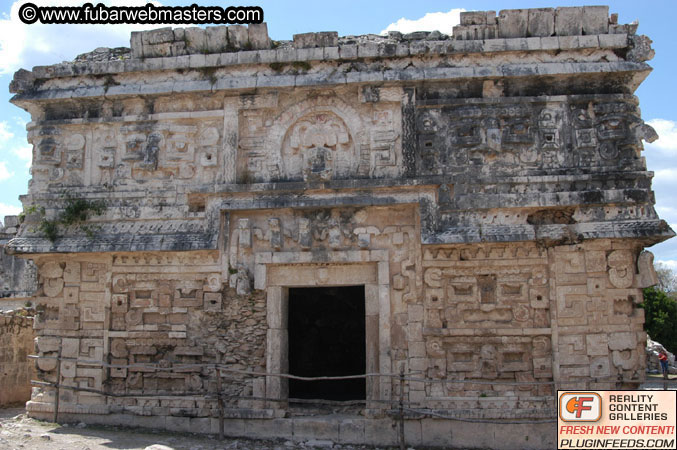 Chichen-Itza Tour 2004