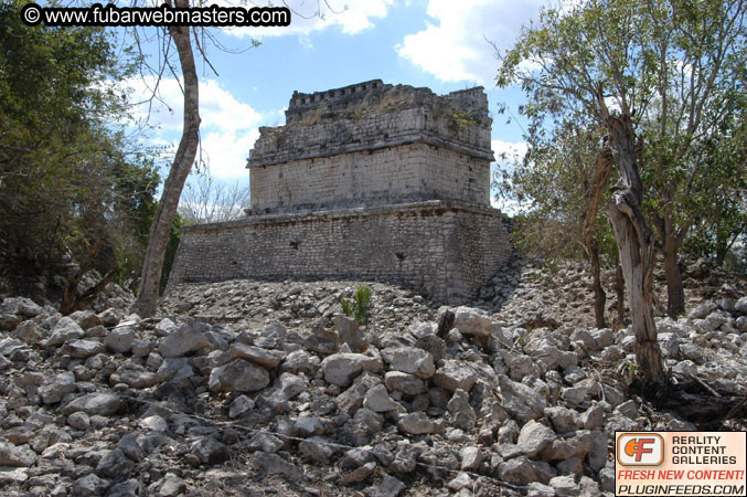 Chichen-Itza Tour 2004