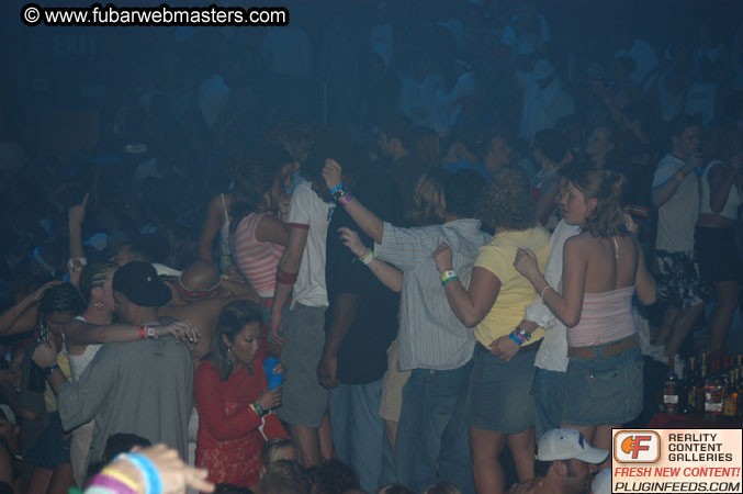 Clubbing at "The City" 2004