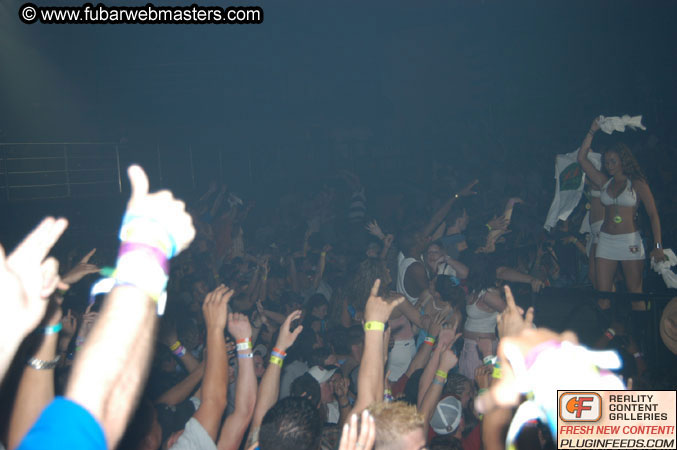 Clubbing at "The City" 2004