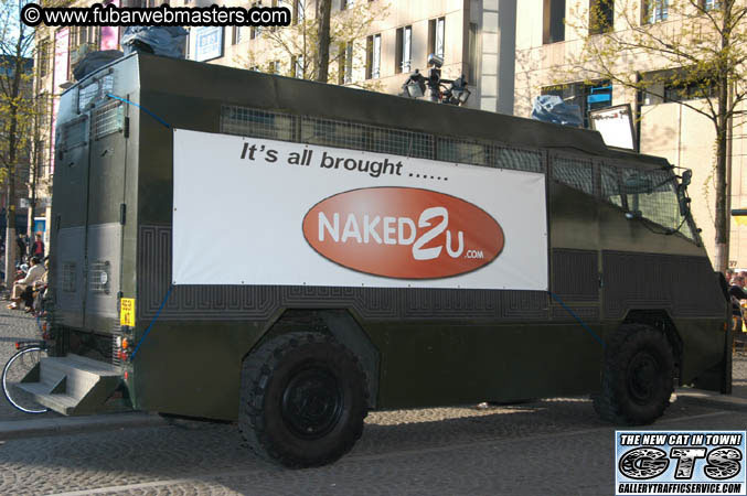 Naked 2 U Riot Mobile 2004