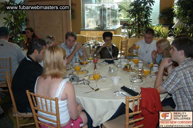 MediumPimpin.com Breakfast 2004