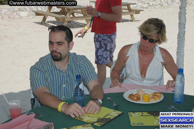 Jupiter Hosting and SpaCash Beach Party 2005