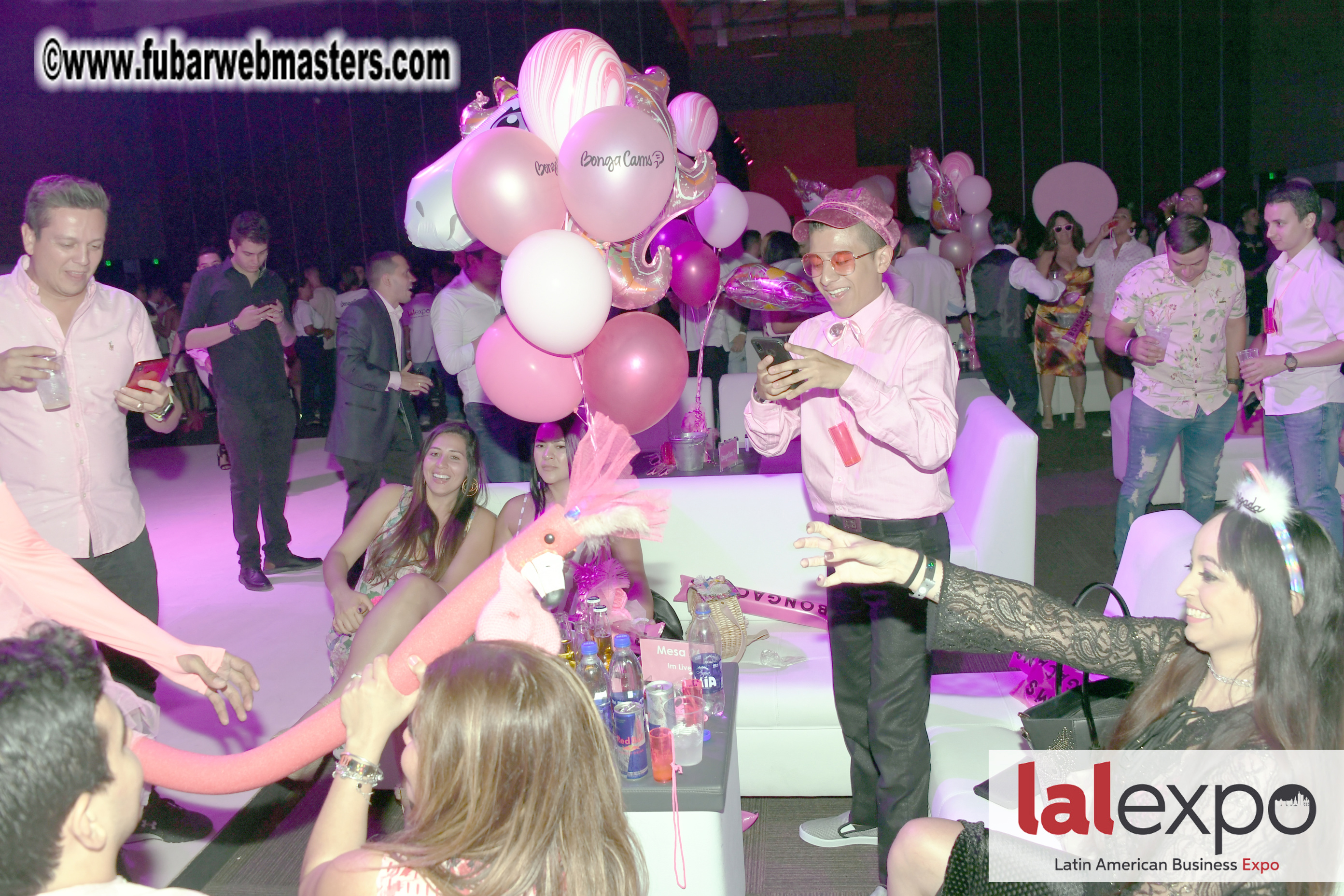 Bongacams Pink Paradise Party